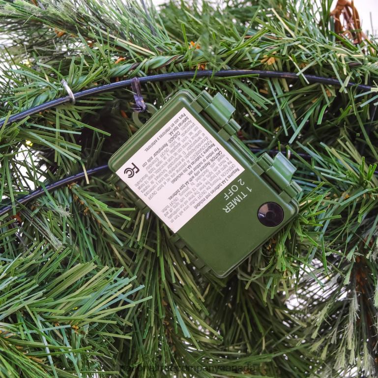 National Tree Company 30\ Glistening Pine Wreath with LED Lights 68R08255