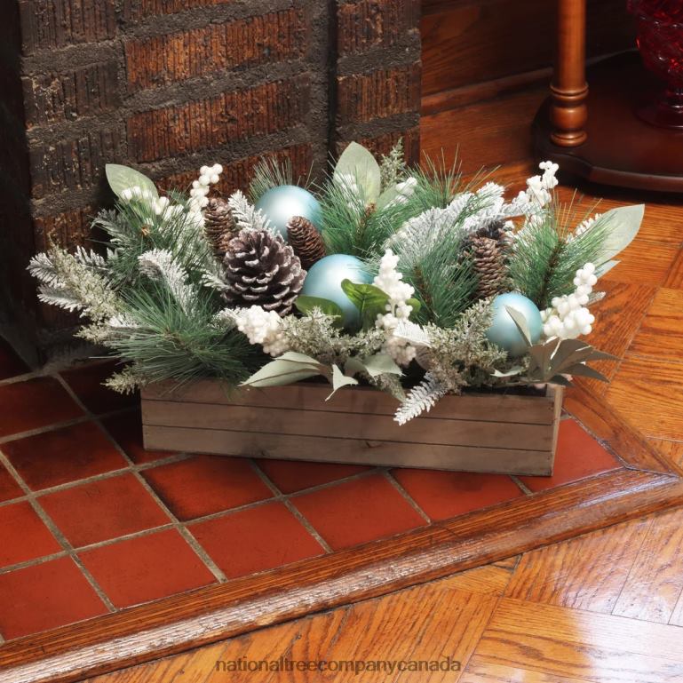 National Tree Company Decorated Evergreen Christmas Arrangement with Wood Box Base 22 in 68R08458